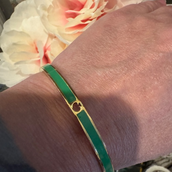 KATE SPADE Thin Dainty BANGLE Cuff BRACELET | Kelly Green Enamel & Gold - Picture 2 of 5